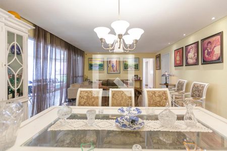 Apartamento à venda com 168m², 4 quartos e 2 vagasSala de Jantar