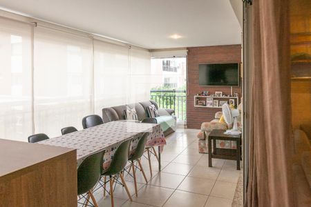 Apartamento à venda com 168m², 4 quartos e 2 vagasVaranda