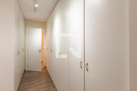 Apartamento à venda com 168m², 4 quartos e 2 vagasQuarto 3