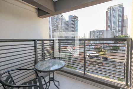 Studio para alugar com 27m², 1 quarto e sem vaga Studio para alugar com 27m², 1 quarto e sem vagaVaranda