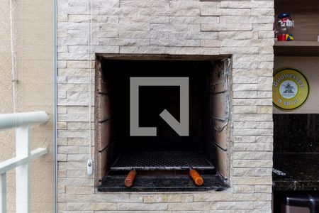 Apartamento à venda com 80m², 2 quartos e 2 vagasDetalhe - Varanda