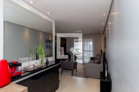 Sala  de apartamento à venda com 2 quartos, 80m² em Vila Bertioga, São Paulo