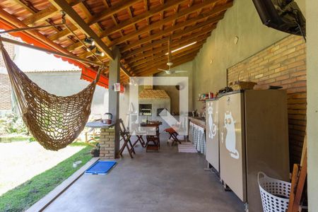 Casa à venda com 250m², 4 quartos e 4 vagasQuintal dos fundos