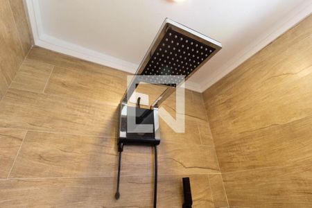 Casa à venda com 250m², 4 quartos e 4 vagasBanheiro Suíte 2