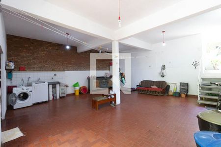 Casa à venda com 250m², 4 quartos e 4 vagasÁrea de serviço