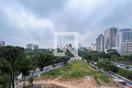 Vista de apartamento para alugar com 2 quartos, 65m² em Indianópolis, São Paulo
