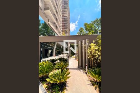 Apartamento para alugar com 65m², 2 quartos e 1 vaga Apartamento para alugar com 65m², 2 quartos e 1 vagaFachada