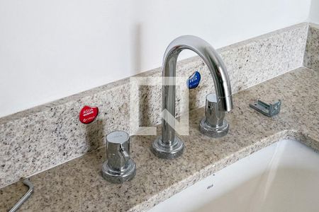 Apartamento para alugar com 65m², 2 quartos e 1 vagaBanheiro da Suíte