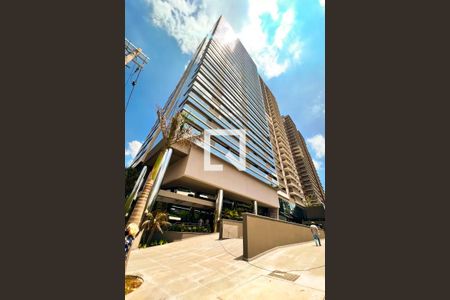 Apartamento para alugar com 65m², 2 quartos e 1 vaga Apartamento para alugar com 65m², 2 quartos e 1 vagaFachada