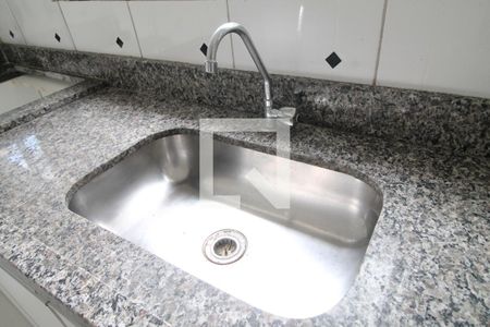 Sala/Cozinha de apartamento para alugar com 1 quarto, 40m² em Cidade Antônio Estevão de Carvalho, São Paulo