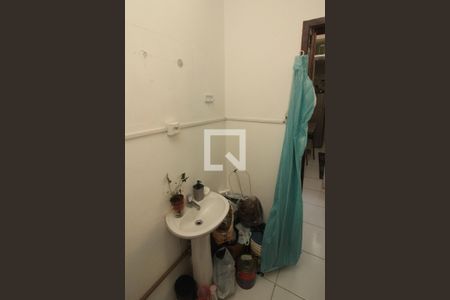 Apartamento à venda com 76m², 3 quartos e sem vagaBanheiro de Serviço