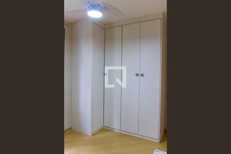 Suíte 1 de apartamento à venda com 2 quartos, 59m² em Vila São Pedro, Santo André