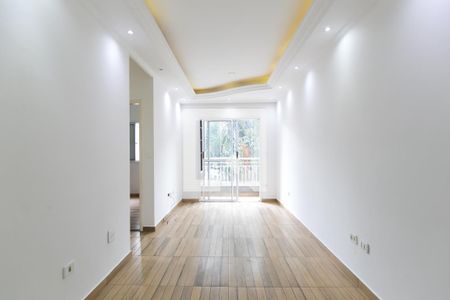 Sala  de apartamento à venda com 2 quartos, 50m² em Vila Carmosina, São Paulo