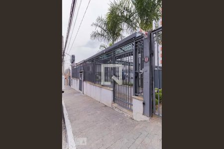 Fachada de apartamento à venda com 2 quartos, 50m² em Vila Carmosina, São Paulo