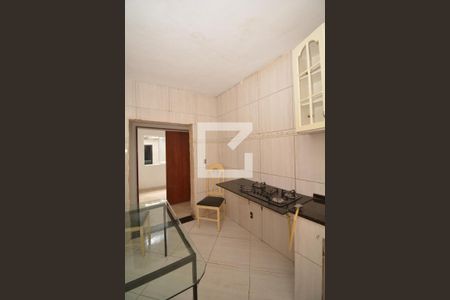 Casa para alugar com 60m², 2 quartos e sem vagaCozinha