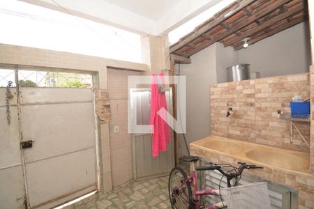 Casa para alugar com 60m², 2 quartos e sem vagaÁrea de Serviço