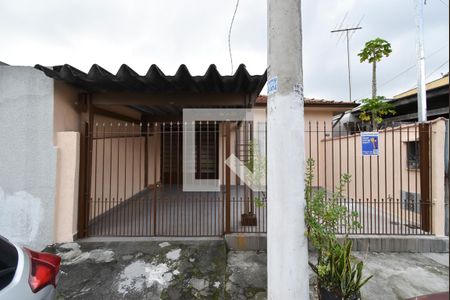 Casa à venda com 90m², 1 quarto e 1 vaga Casa à venda com 90m², 1 quarto e 1 vagaFachada