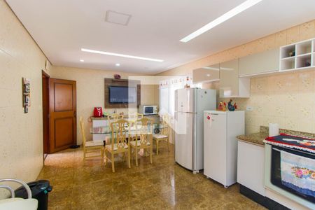 Casa à venda com 300m², 4 quartos e 7 vagas Casa à venda com 300m², 4 quartos e 7 vagasCozinha