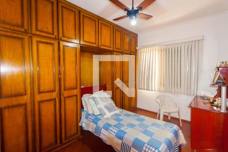 Casa à venda com 300m², 4 quartos e 7 vagas Casa à venda com 300m², 4 quartos e 7 vagasQuarto 3