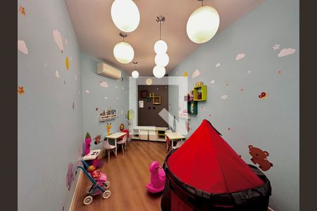 Apartamento à venda com 117m², 2 quartos e 2 vagasBrinquedoteca