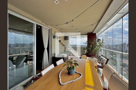 Varanda de apartamento à venda com 2 quartos, 117m² em Campo Belo, São Paulo