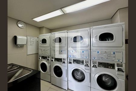 Apartamento à venda com 117m², 2 quartos e 2 vagasLavanderia