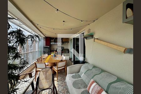 Apartamento à venda com 117m², 2 quartos e 2 vagasVaranda