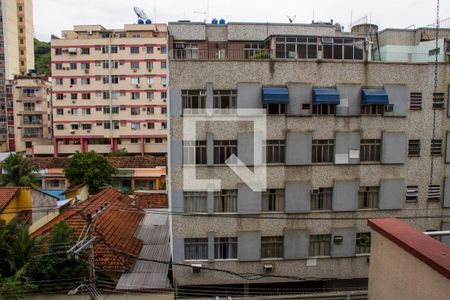 Apartamento à venda com 79m², 2 quartos e 1 vagaÁrea de Serviço - Janela
