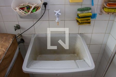 Apartamento à venda com 79m², 2 quartos e 1 vagaÁrea de Serviço