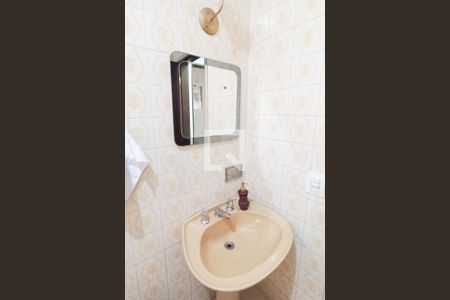 Casa à venda com 460m², 3 quartos e 3 vagasBanheiro 2