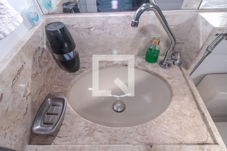 Apartamento à venda com 136m², 3 quartos e 2 vagasBanheiro da Suíte