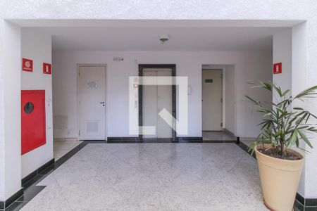 Apartamento à venda com 136m², 3 quartos e 2 vagasHall de entrada