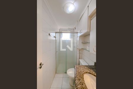 Apartamento à venda com 49m², 2 quartos e 1 vaga Apartamento à venda com 49m², 2 quartos e 1 vagaBanheiro