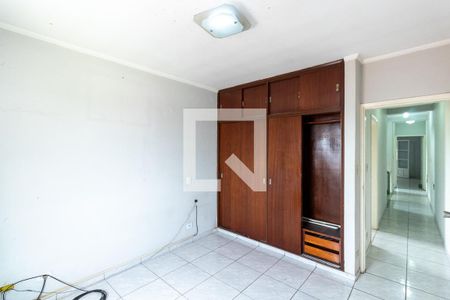 Quarto 1 de casa para alugar com 2 quartos, 220m² em Jardim Maringa, São Paulo