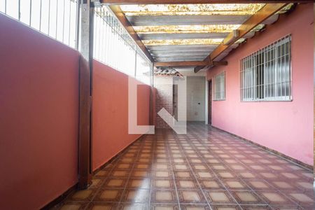 Casa à venda com 110m², 2 quartos e 2 vagas Casa à venda com 110m², 2 quartos e 2 vagasÁrea comum