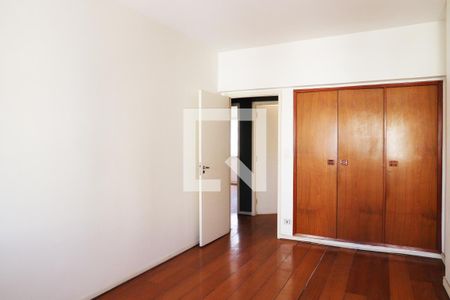 Apartamento à venda com 166m², 3 quartos e 1 vagaQuarto 3