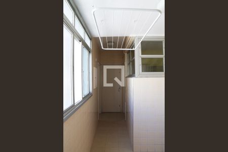 Apartamento à venda com 166m², 3 quartos e 1 vagaÁrea de Serviço