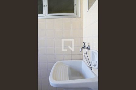 Apartamento à venda com 166m², 3 quartos e 1 vagaÁrea de Serviço