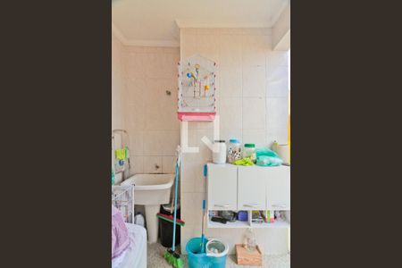 Casa à venda com 220m², 3 quartos e 3 vagas Casa à venda com 220m², 3 quartos e 3 vagasÁrea de Serviço