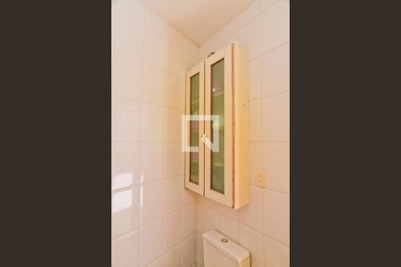 Casa à venda com 220m², 3 quartos e 3 vagas Casa à venda com 220m², 3 quartos e 3 vagasÁrea externa - banheiro