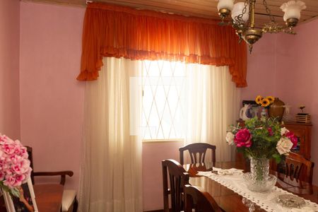 Sala de casa à venda com 3 quartos, 375m² em Protásio Alves, Porto Alegre