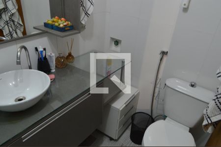 Apartamento para alugar com 65m², 2 quartos e 1 vagaBanheiro