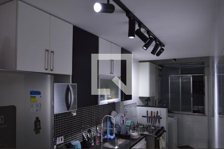 Apartamento para alugar com 65m², 2 quartos e 1 vagaCozinha 
