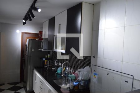 Apartamento para alugar com 65m², 2 quartos e 1 vagaCozinha