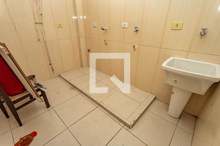 Casa à venda com 405m², 4 quartos e 4 vagas Casa à venda com 405m², 4 quartos e 4 vagasÁrea de serviço