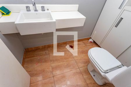 Casa à venda com 405m², 4 quartos e 4 vagas Casa à venda com 405m², 4 quartos e 4 vagasLavabo