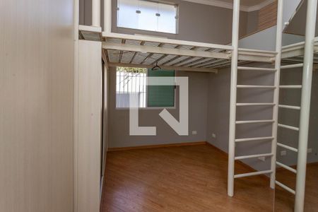 Casa à venda com 405m², 4 quartos e 4 vagas Casa à venda com 405m², 4 quartos e 4 vagasQuarto 1 - suíte