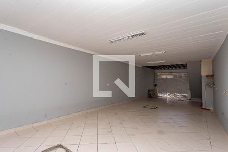 Casa à venda com 405m², 4 quartos e 4 vagas Casa à venda com 405m², 4 quartos e 4 vagasGaragem