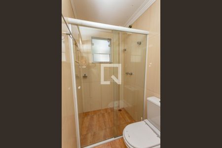 Casa à venda com 405m², 4 quartos e 4 vagas Casa à venda com 405m², 4 quartos e 4 vagasBanheiro da suíte 1