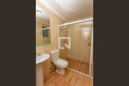 Casa à venda com 405m², 4 quartos e 4 vagas Casa à venda com 405m², 4 quartos e 4 vagasBanheiro social